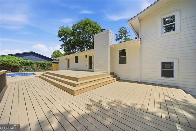1073 Grayson Parkway, Grayson, GA 30017
