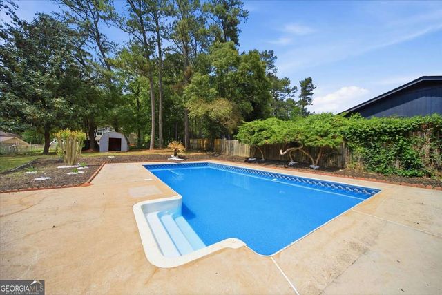 1073 Grayson Parkway, Grayson, GA 30017