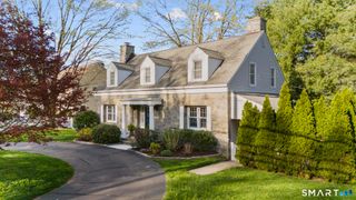 2032 North Benson Road, Fairfield, CT 06824