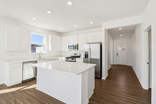 12256 Barcroft Circle S, Huntley, IL 60142