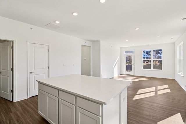 12256 Barcroft Circle S, Huntley, IL 60142