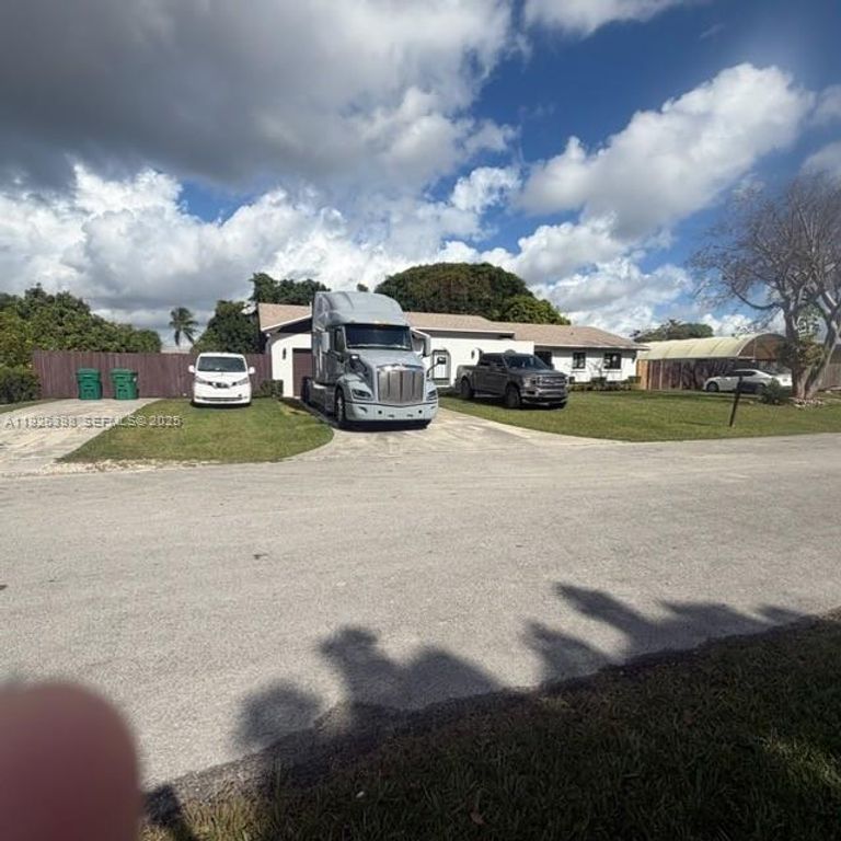 16051 SW 281st St, Homestead, FL 33033
