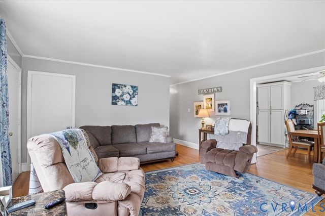 107 Patrick Henry Dr, Louisa, VA 23093