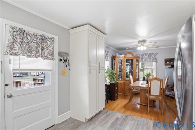 107 Patrick Henry Dr, Louisa, VA 23093