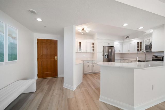 1180 GULF BLVD 504, Clearwater Beach, FL 33767