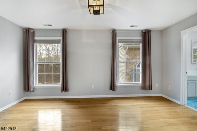 145 Arrowgate Dr, Randolph Twp., NJ 07869