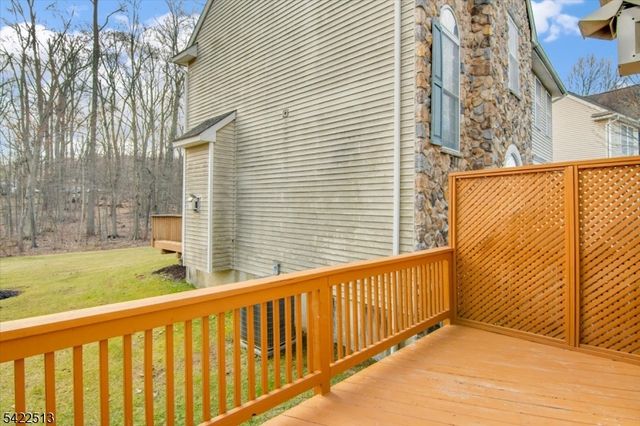 145 Arrowgate Dr, Randolph Twp., NJ 07869