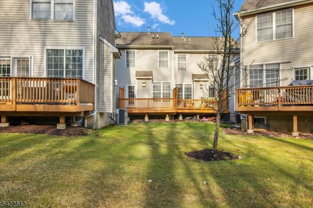 145 Arrowgate Dr, Randolph Twp., NJ 07869