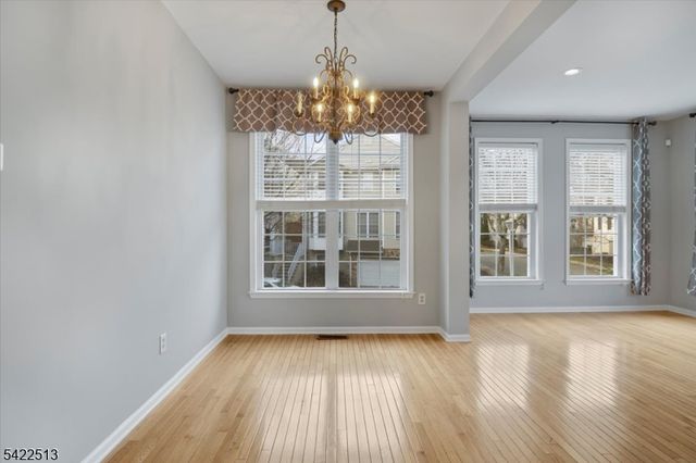 145 Arrowgate Dr, Randolph Twp., NJ 07869