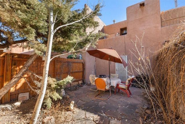 1559 Avenida De Las Americas, Santa Fe, NM 87507