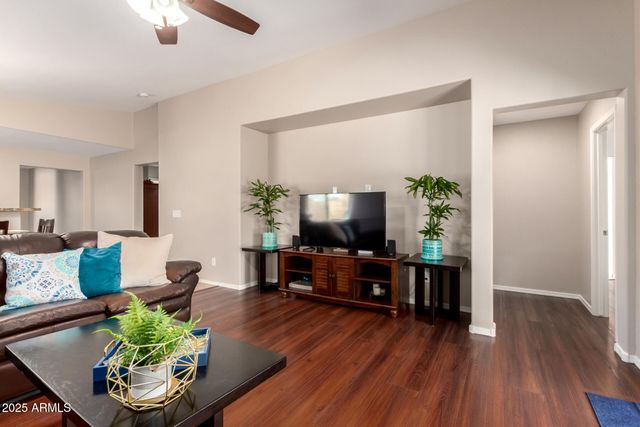 2053 E SADDLEBROOK Court, Gilbert, AZ 85298