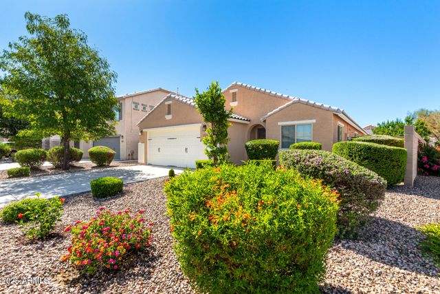 2053 E SADDLEBROOK Court, Gilbert, AZ 85298