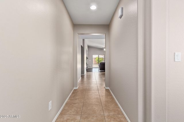 2053 E SADDLEBROOK Court, Gilbert, AZ 85298