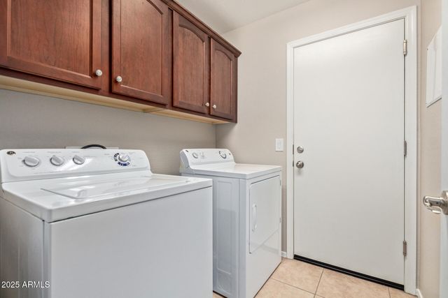 2053 E SADDLEBROOK Court, Gilbert, AZ 85298