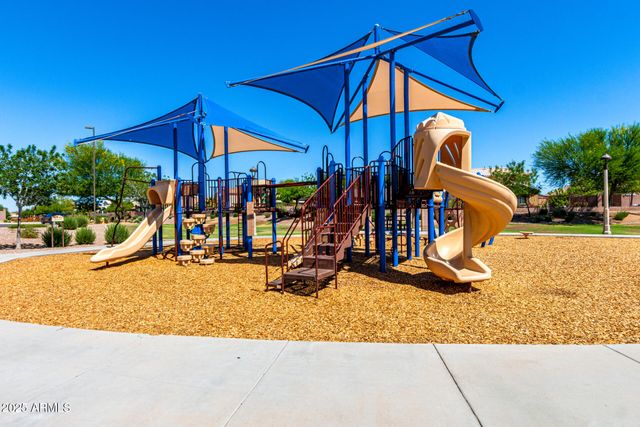 2053 E SADDLEBROOK Court, Gilbert, AZ 85298