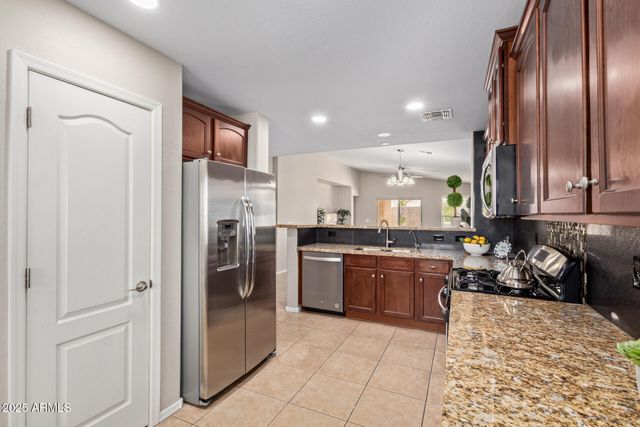 2053 E SADDLEBROOK Court, Gilbert, AZ 85298