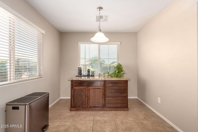 2053 E SADDLEBROOK Court, Gilbert, AZ 85298