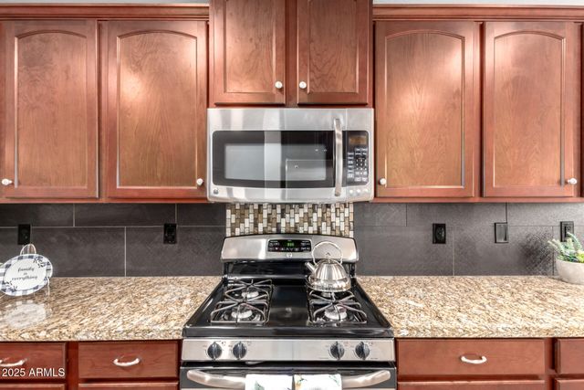 2053 E SADDLEBROOK Court, Gilbert, AZ 85298