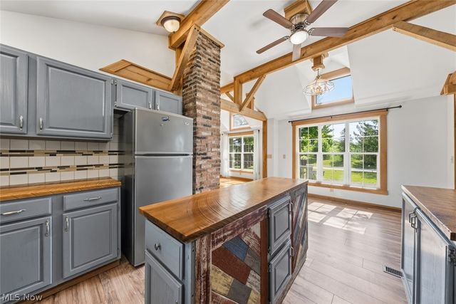 7560 Liberty Road, Solon, OH 44139