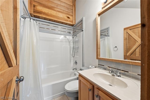 7560 Liberty Road, Solon, OH 44139