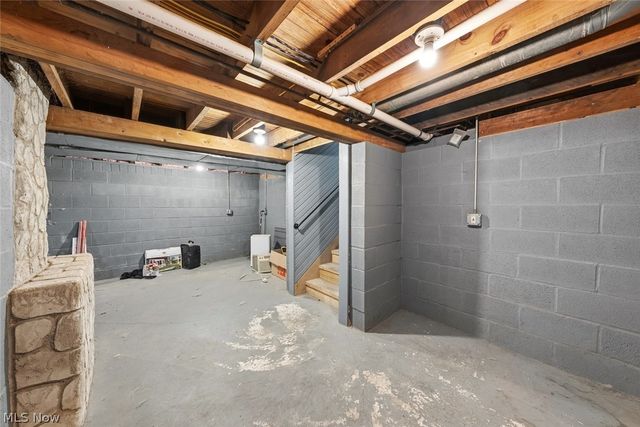 7560 Liberty Road, Solon, OH 44139