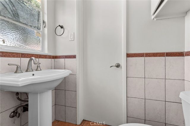 8925 Youngdale, San Gabriel, CA 91775
