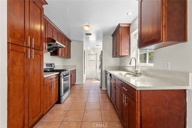8925 Youngdale, San Gabriel, CA 91775