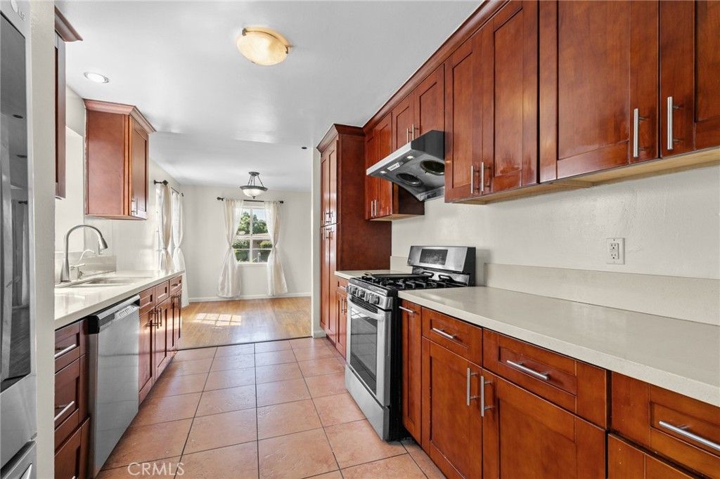 Image 10 of property listing at 8925 Youngdale, San Gabriel, CA 91775