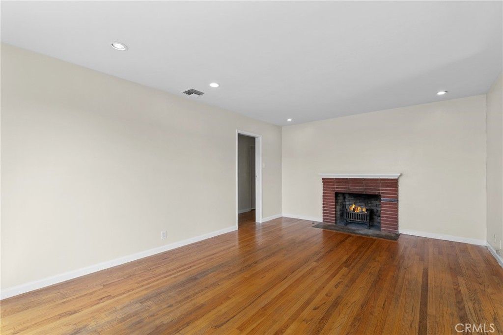 Image 4 of property listing at 8925 Youngdale, San Gabriel, CA 91775