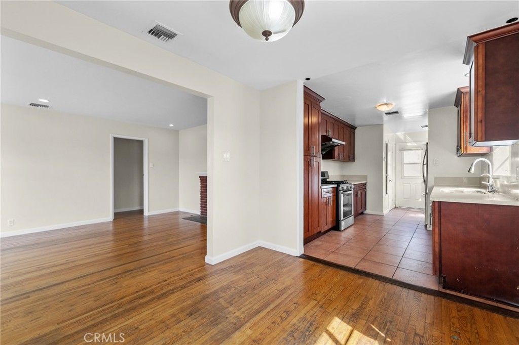 Image 8 of property listing at 8925 Youngdale, San Gabriel, CA 91775