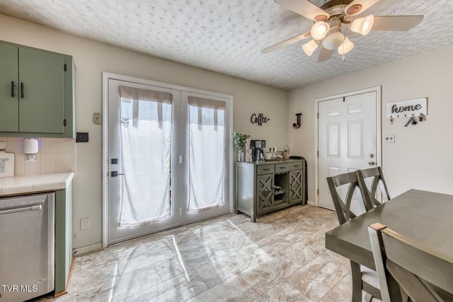 797 Muddy Creek Road, Piney Flats, TN 37686