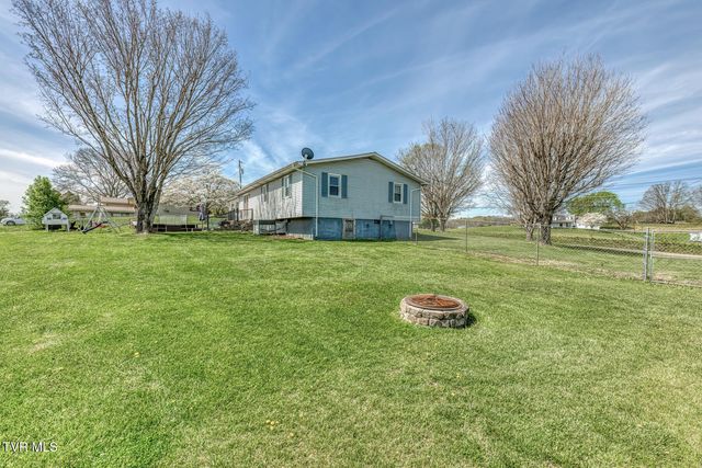 797 Muddy Creek Road, Piney Flats, TN 37686