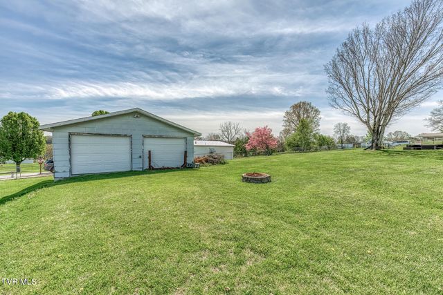797 Muddy Creek Road, Piney Flats, TN 37686