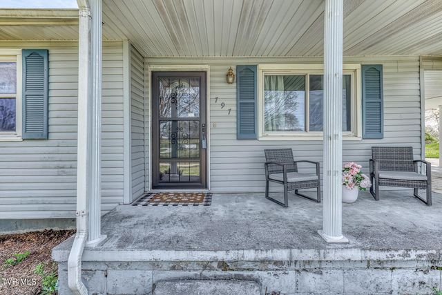 797 Muddy Creek Road, Piney Flats, TN 37686