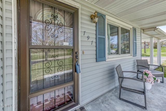 797 Muddy Creek Road, Piney Flats, TN 37686
