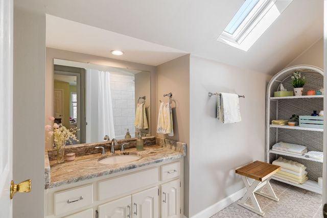 123 Deerview Dr, Columbia, TN 38401