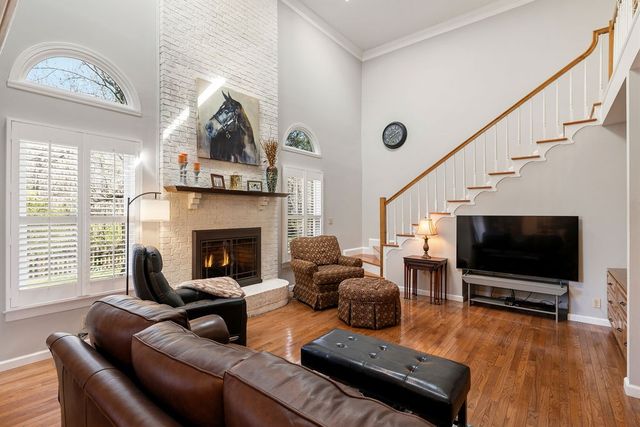 123 Deerview Dr, Columbia, TN 38401