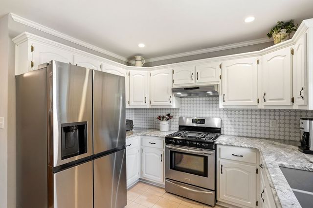 123 Deerview Dr, Columbia, TN 38401