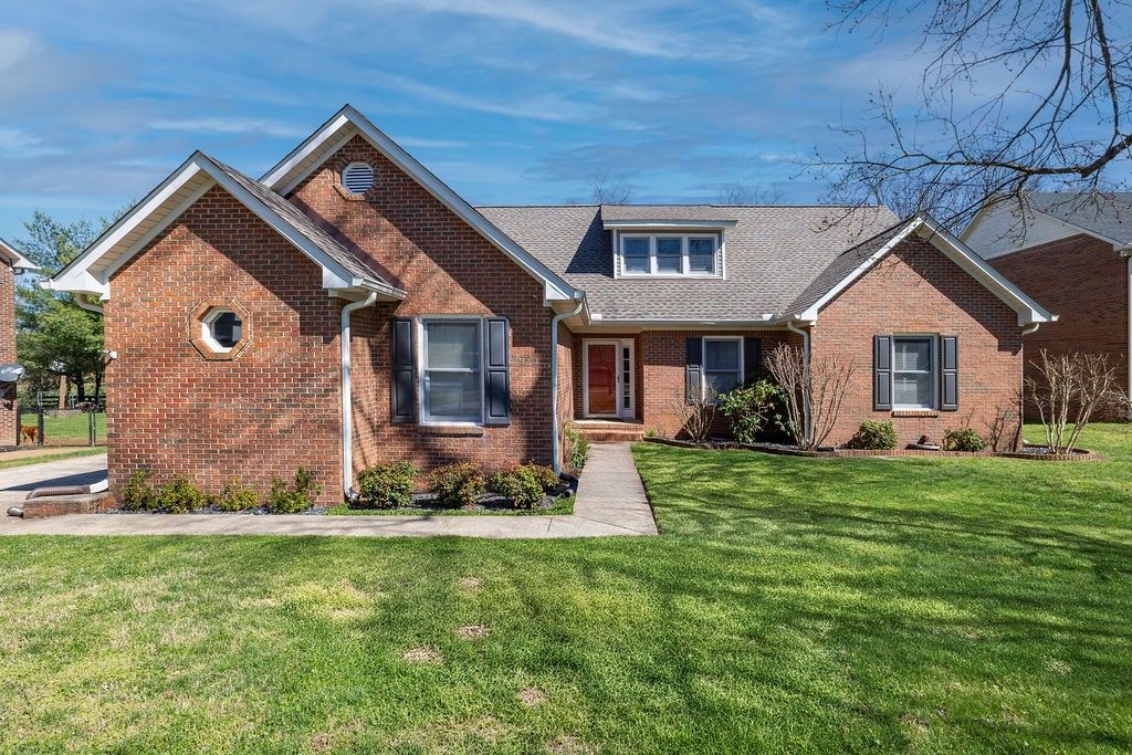 123 Deerview Dr, Columbia, TN 38401