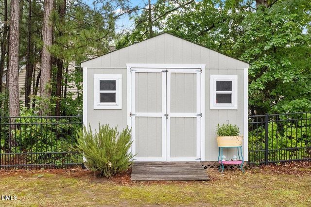 120 Dunhill Lane, Louisburg, NC 27549