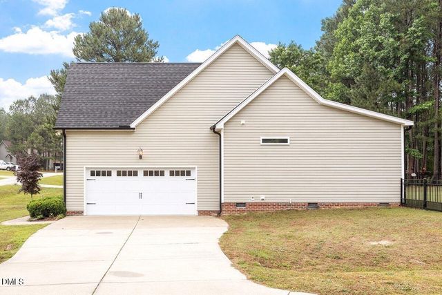 120 Dunhill Lane, Louisburg, NC 27549