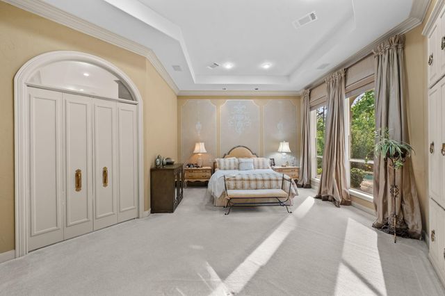 6 Mott Lane, Houston, TX 77024