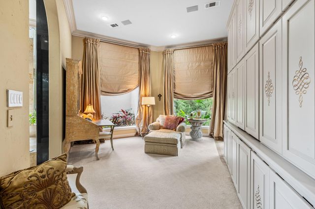 6 Mott Lane, Houston, TX 77024