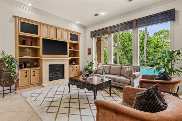 6 Mott Lane, Houston, TX 77024
