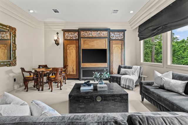 6 Mott Lane, Houston, TX 77024