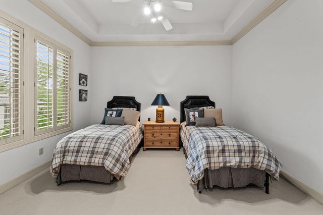 6 Mott Lane, Houston, TX 77024