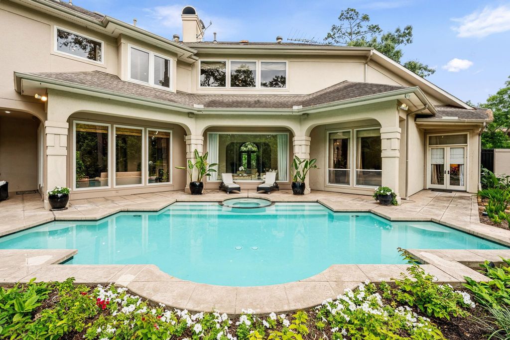 6 Mott Lane, Houston, TX 77024