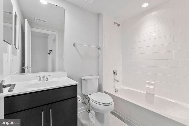 23543 BUCKLAND FARM TER, Ashburn, VA 20148