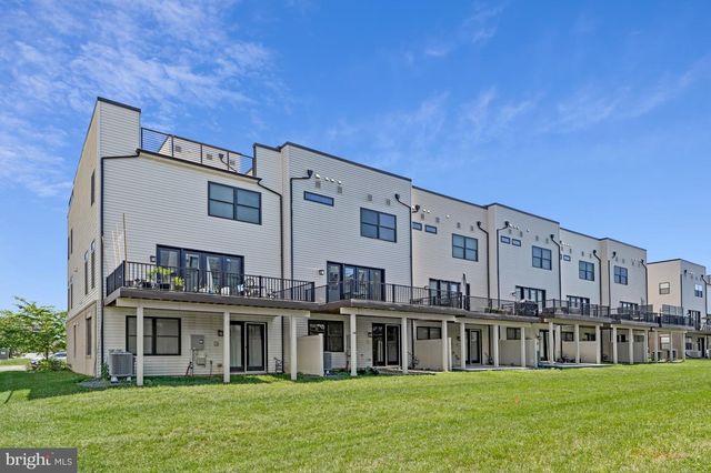 23543 BUCKLAND FARM TER, Ashburn, VA 20148