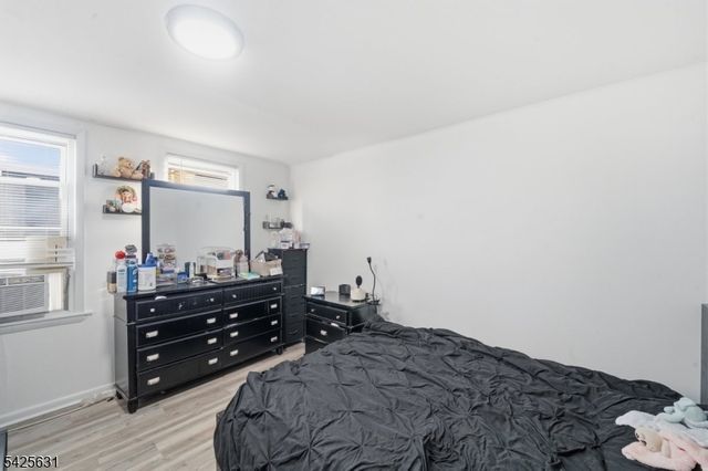 60 Westervelt Pl, Lodi Boro, NJ 07644